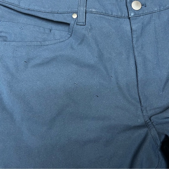 Lululemon men’s ABC Classic-Fit 5 Pocket Pant - Picture 5 of 6